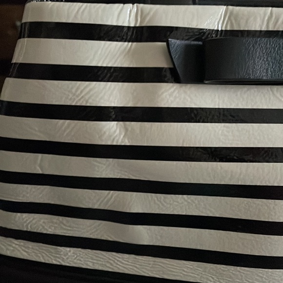 Kate Spade Elena Chelsea Park Purse - Picture 4 of 16